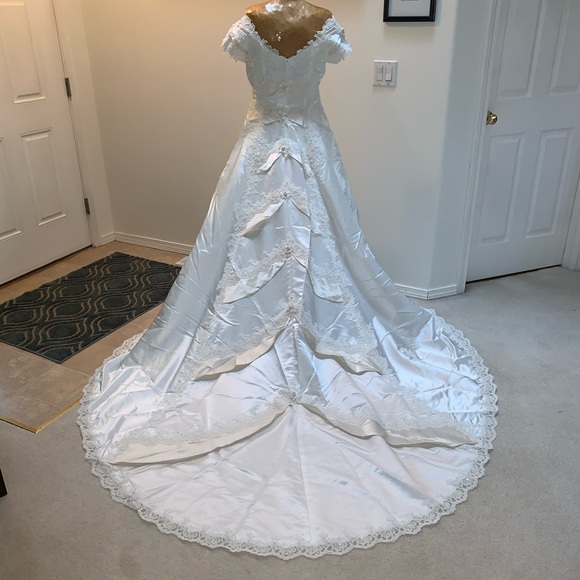 David's Bridal | Dresses | Davids Bridal Ivory Wedding Dress | Poshmark